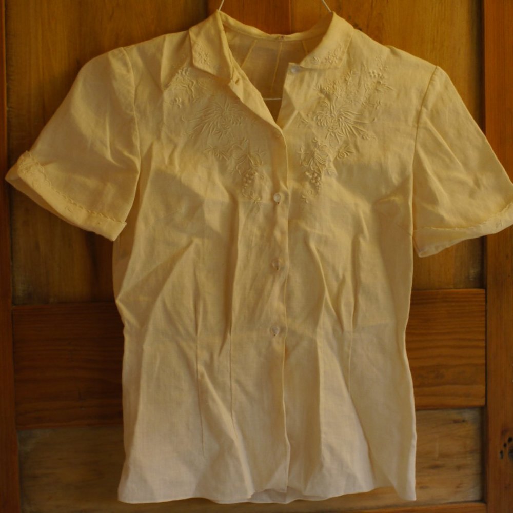 Vintage Peach Embroidered Blouse